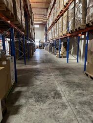 Imm Building (D22), Warehouse #573488611